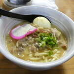 鶏骨らーめん 新参者 - 