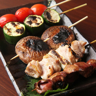 ★炭焼きびすとろ和いん家でワインと串焼きをお楽しみ下さい★