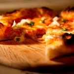 ザ ピッツァバー ON 38TH - 料理写真:窯で焼き上げた、表面はさっくり、中はもっちりとした食感のピッツァ