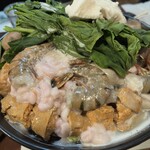 コジーナ邸 鶏白湯ラーメンと豪快な居酒屋料理＆鍋 - 
