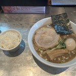 麺 やまらぁ - 来ました！